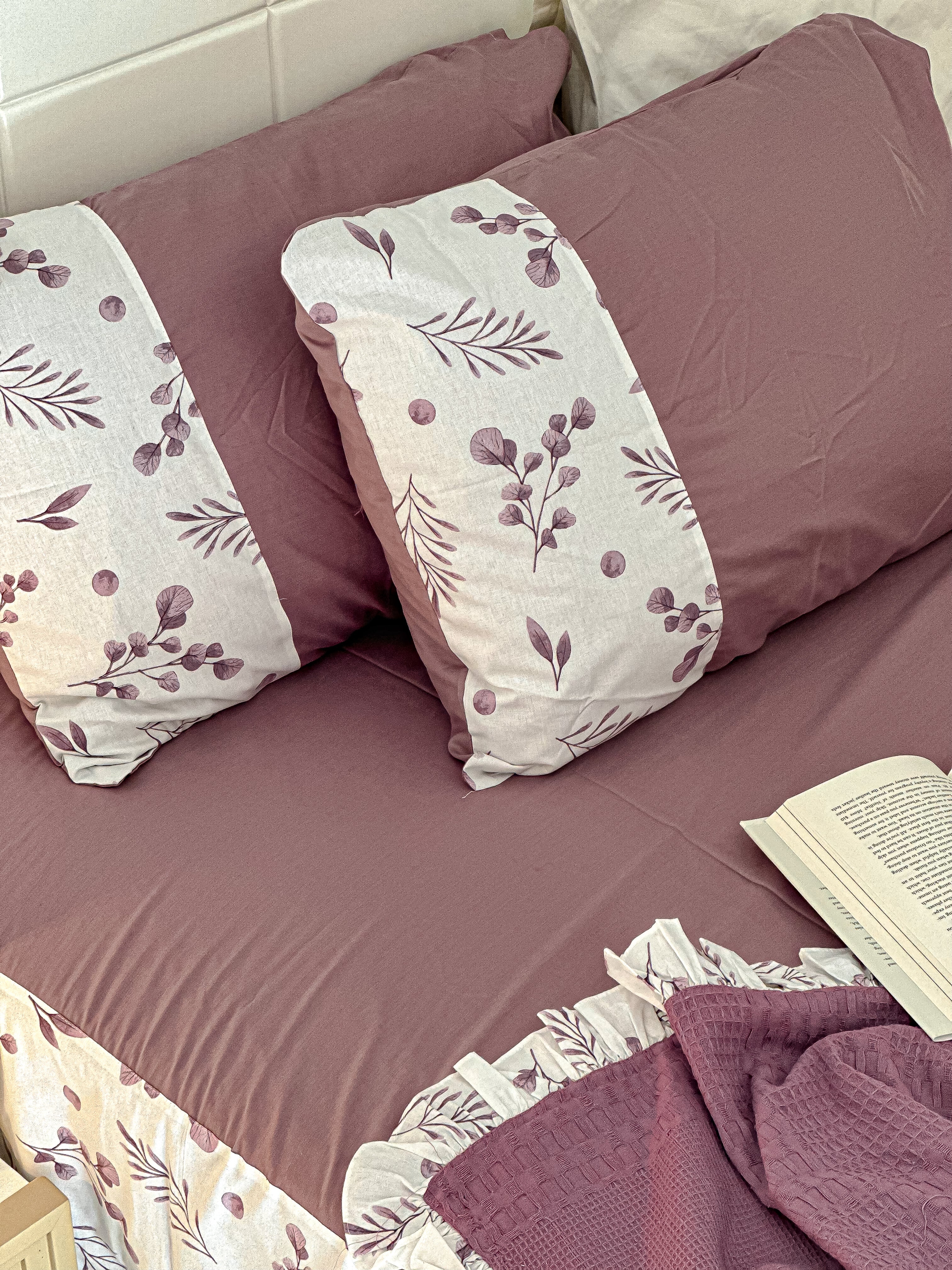 Cornice Charm