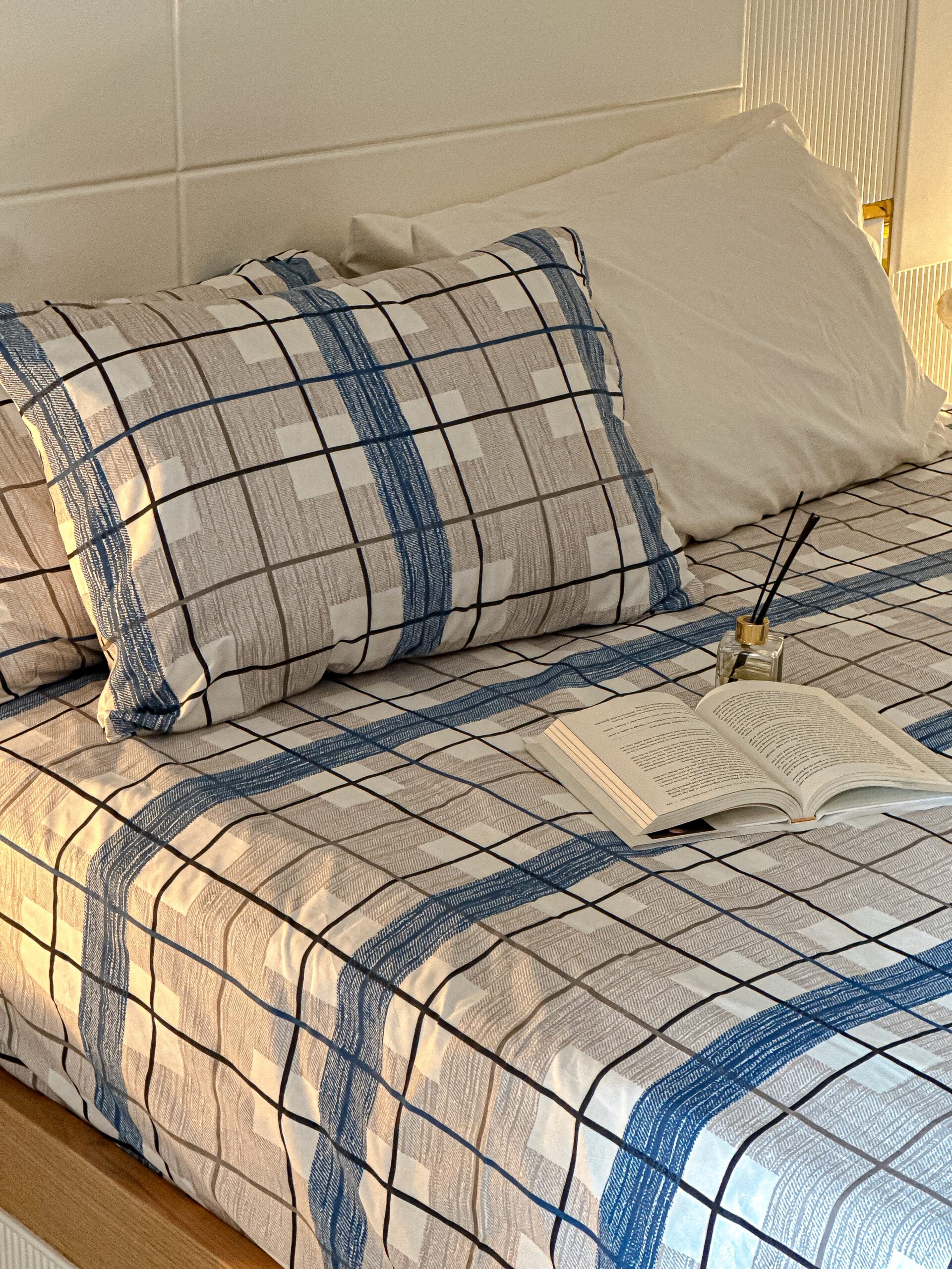 Windowpane plaid