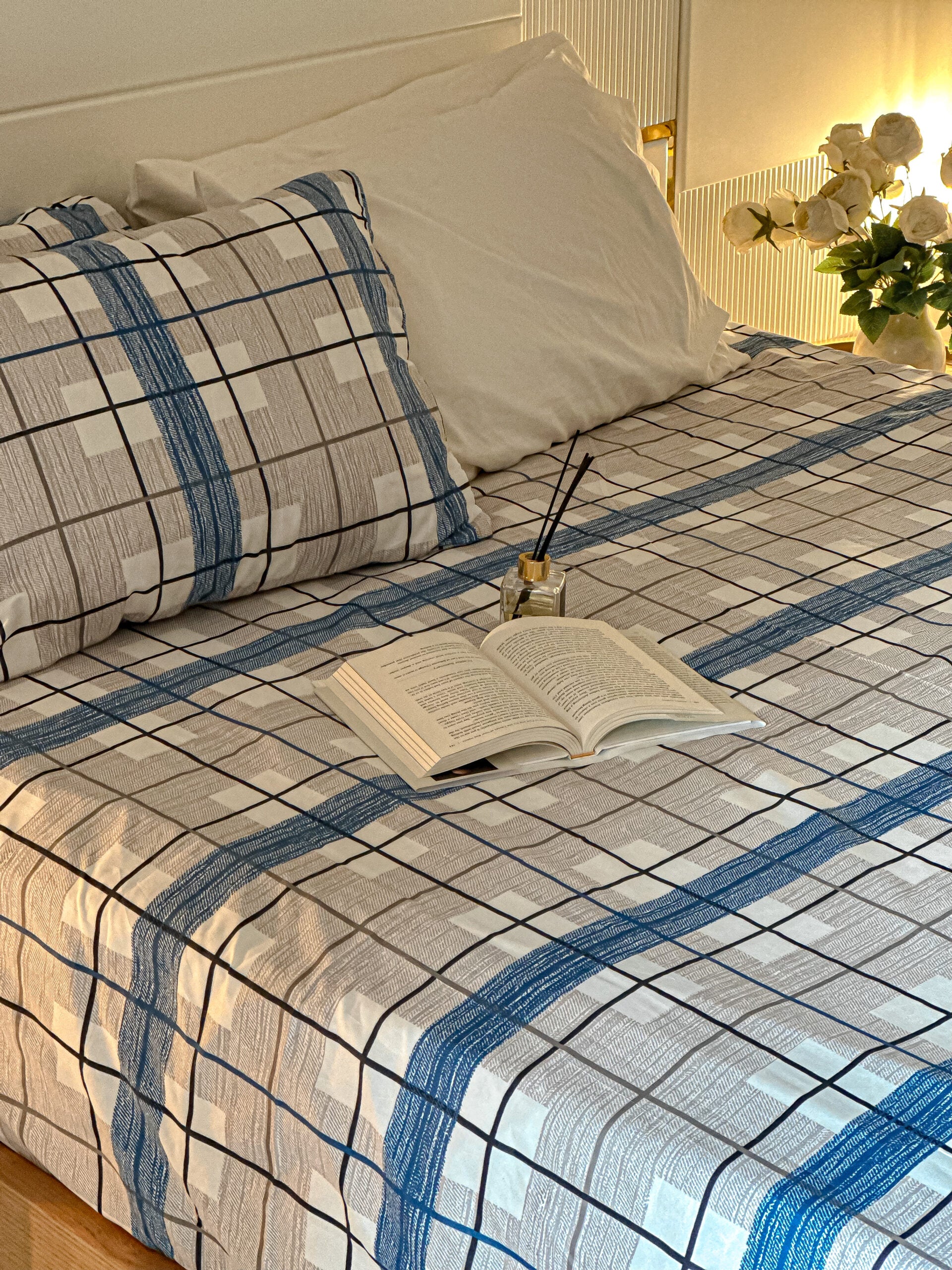 Windowpane plaid