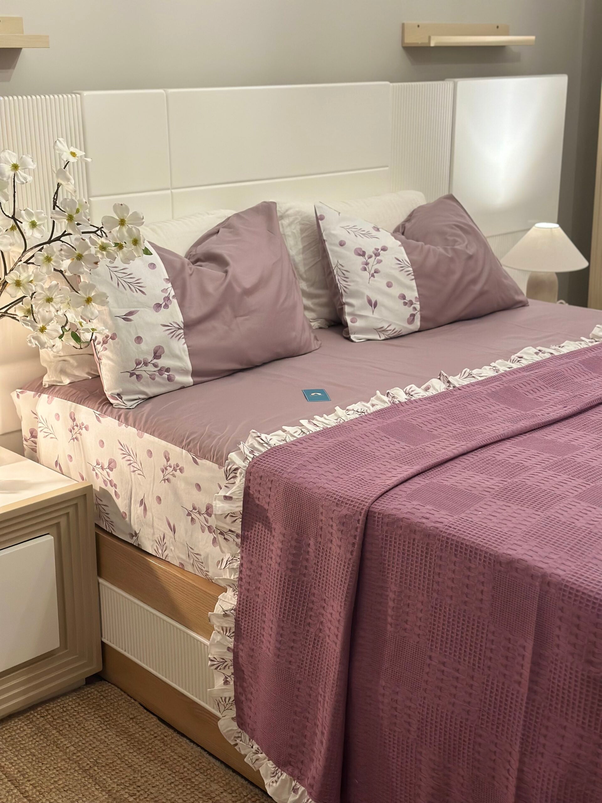 Cornice Charm